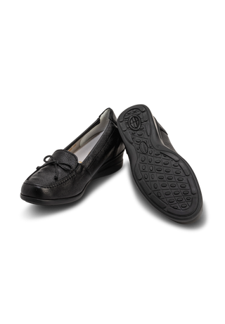 charmanter Slipper Hirschleder schwarz