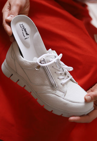 attraktiver Sneaker Hirschleder weiß