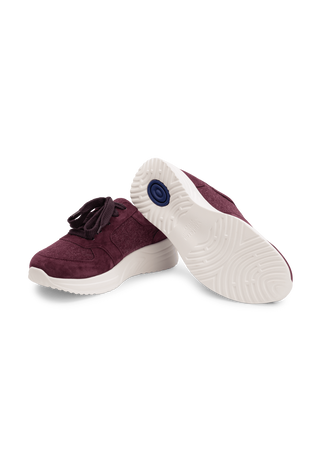 nachhaltiger Sneaker Samtziege aubergine