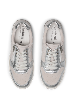 stylischer Sneaker Nubukleder weiß/silber