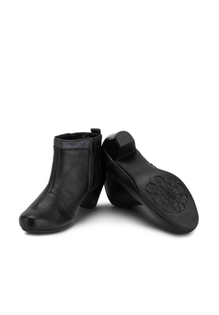 feine Stiefelette Hirschleder schwarz