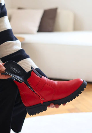 gemütvolle Stiefelette Softnappaleder rot