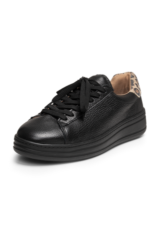 stilvoller Sneaker Hirschleder schwarz