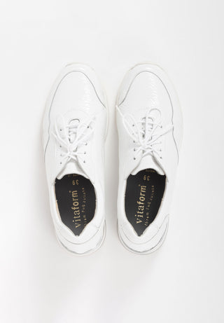 glanzvoller Sneaker Hirschlackleder weiß