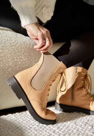 sehenswerte Stiefelette Hirschleder camel