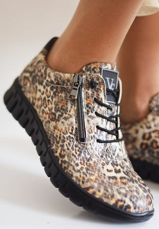 veganer Sneaker Textil leopard