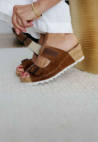 legere Pantolette Veloursleder cognac