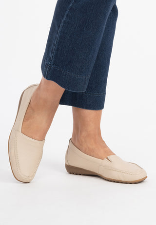 anschmiegsamer Mokassin Hirschleder beige