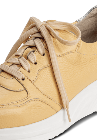 softer Sneaker Hirschleder vanille