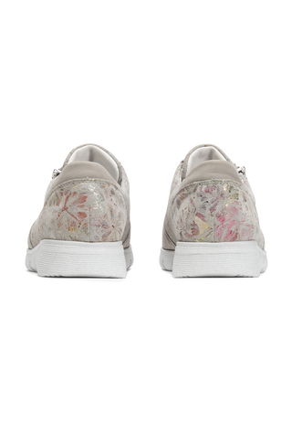 urbaner Sneaker Veloursleder hellgrau