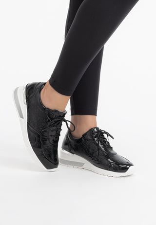 glanzvoller Sneaker Hirschlackleder schwarz