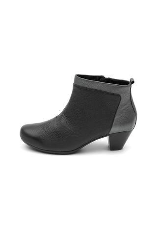 feine Stiefelette Hirschleder schwarz