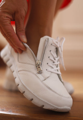 attraktiver Sneaker Hirschleder weiß