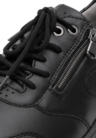 stilsicherer Sneaker Softnappaleder schwarz