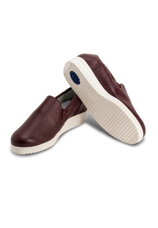 klassischer Slipper Hirschleder aubergine