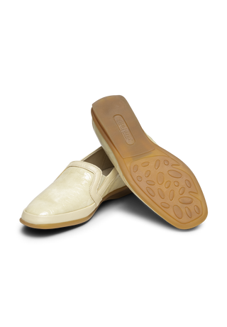 stilsicherer Slipper Leder/Stretch beige