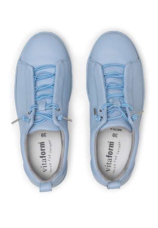sehenswerter Sneaker Hirschleder hellblau