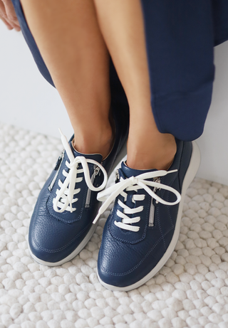 ausgezeichneter Sneaker Hirschleder marine